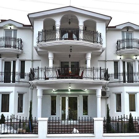 Villa Bella Boutique Hotel Kavadarci Exteriör bild